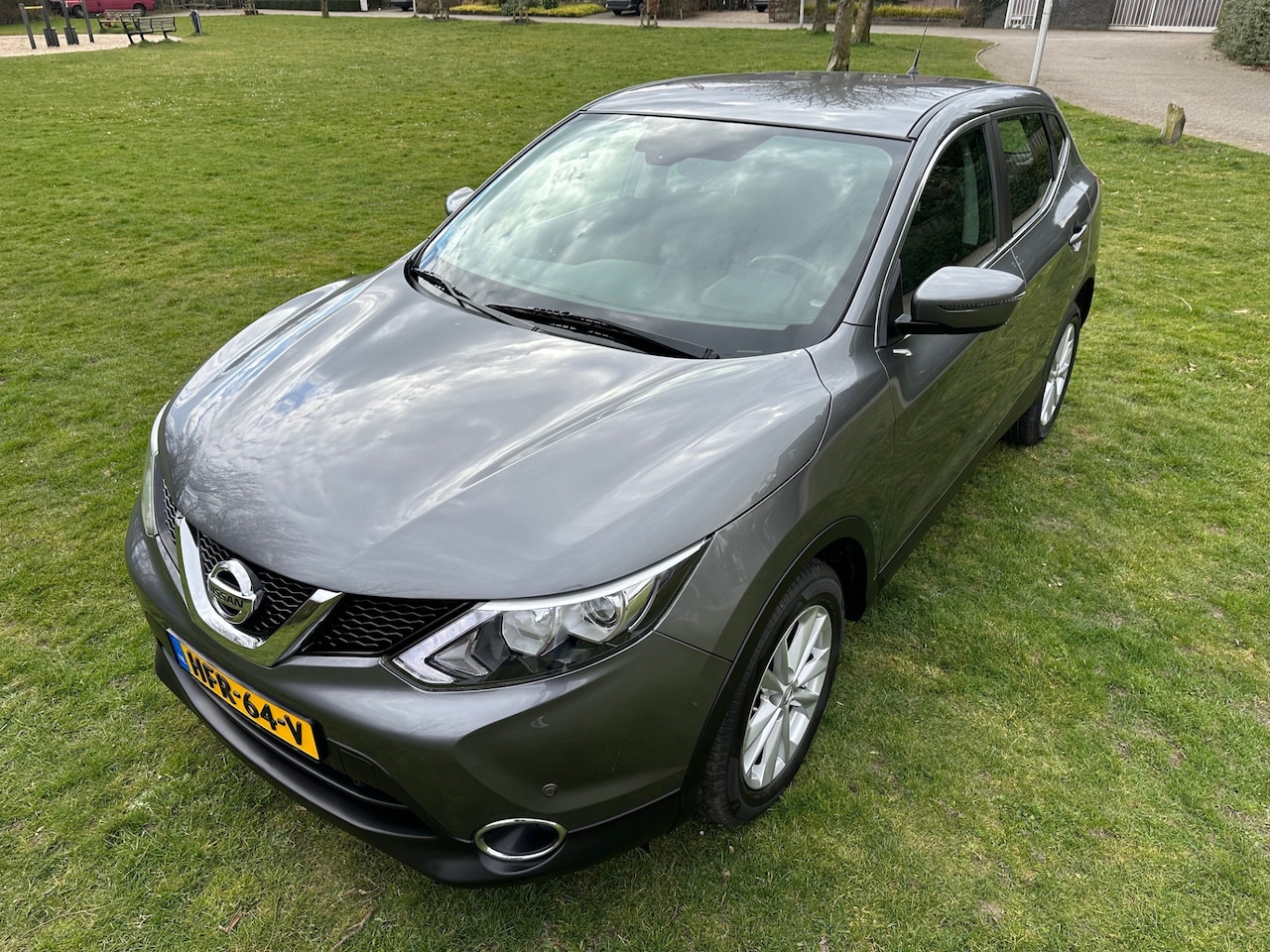 Nissan Qashqai - 1.2 Acenta *AIRCO*CRUISE-CONTROL*DEALER-ONDERHOUDEN*LM-VELGEN* - AutoWereld.nl