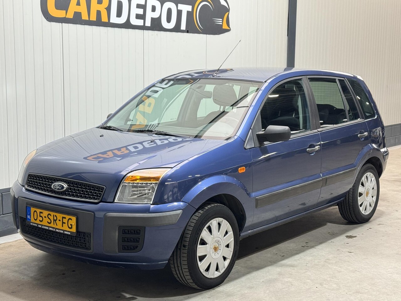 Ford Fusion - 1.4-16V Comfort Airco Vol jaar APK - AutoWereld.nl