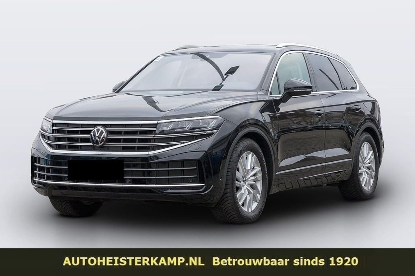 Volkswagen Touareg - 3.0 TDI Elegance Grijs Kenteken ACC LUCHTVERING COMFORTSTOELEN TREKHAAK - AutoWereld.nl