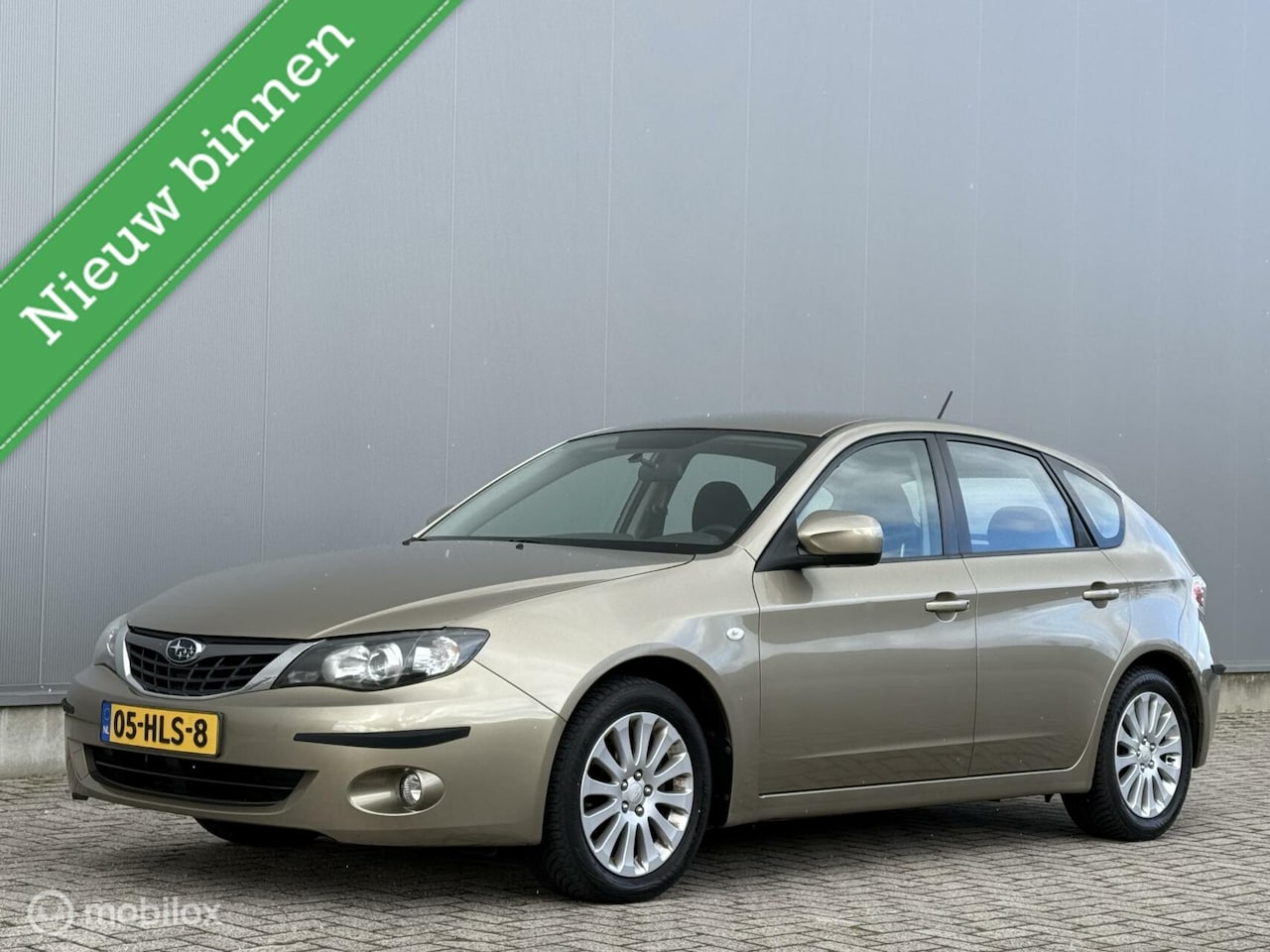 Subaru Impreza - 2.0R Luxury AWD 2.0R Luxury AWD, Dealer ond , 4WD , 2 de eig - AutoWereld.nl