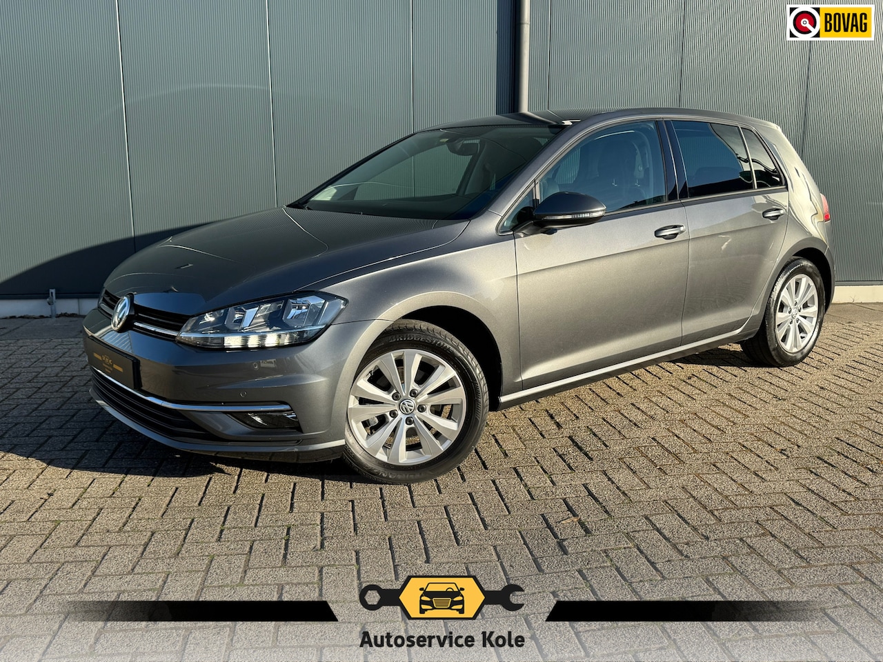 Volkswagen Golf - 1.0 TSI Comfortline * AppleCarPlay * Cruise * Trekhaak * PDC * - AutoWereld.nl