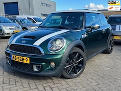 MINI Cooper S - 1.6 10 Years II | Nieuwe ketting