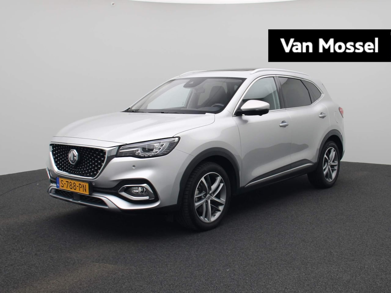 MG EHS - 1.5 TGDI Luxury | Leder | Navi | ECC | PDC | LMV | Cam | Schuifdak | LED | Afneembare trek - AutoWereld.nl