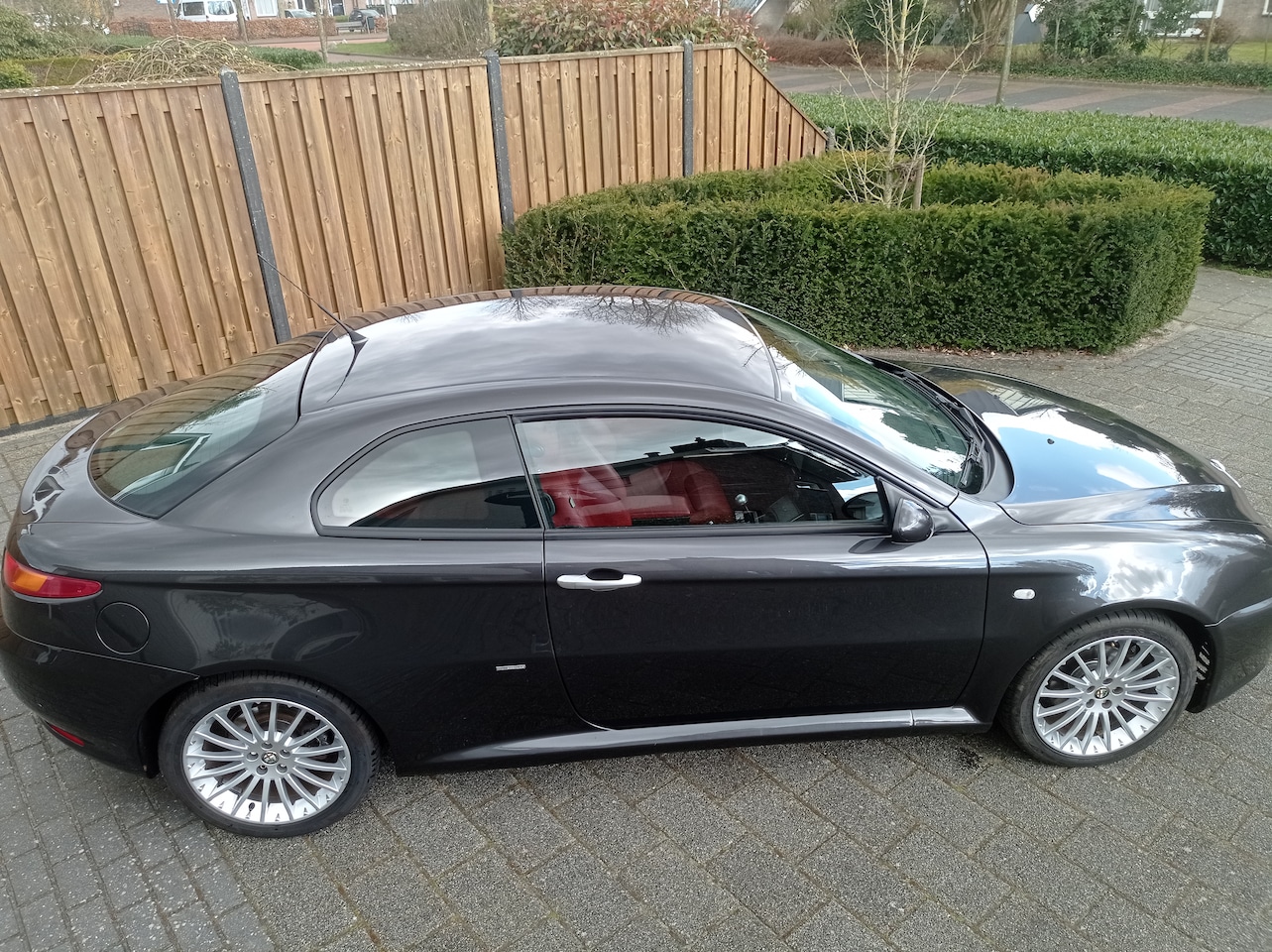 Alfa Romeo GT - 2.0 JTS Distinctive - AutoWereld.nl