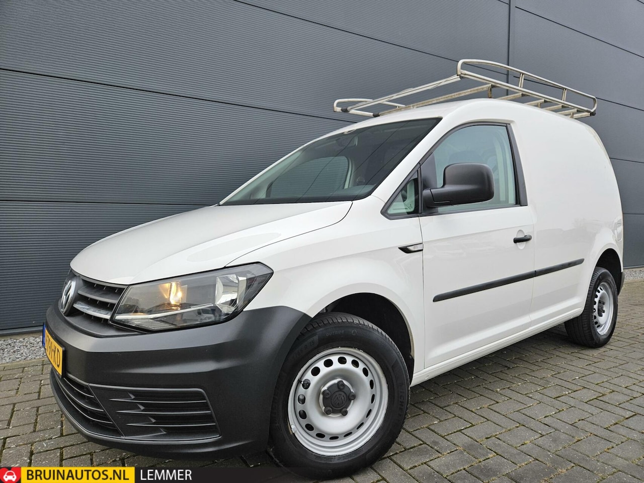 Volkswagen Caddy - 2.0 TDI L1H1 Airco navi imperiaal trekhaak - AutoWereld.nl