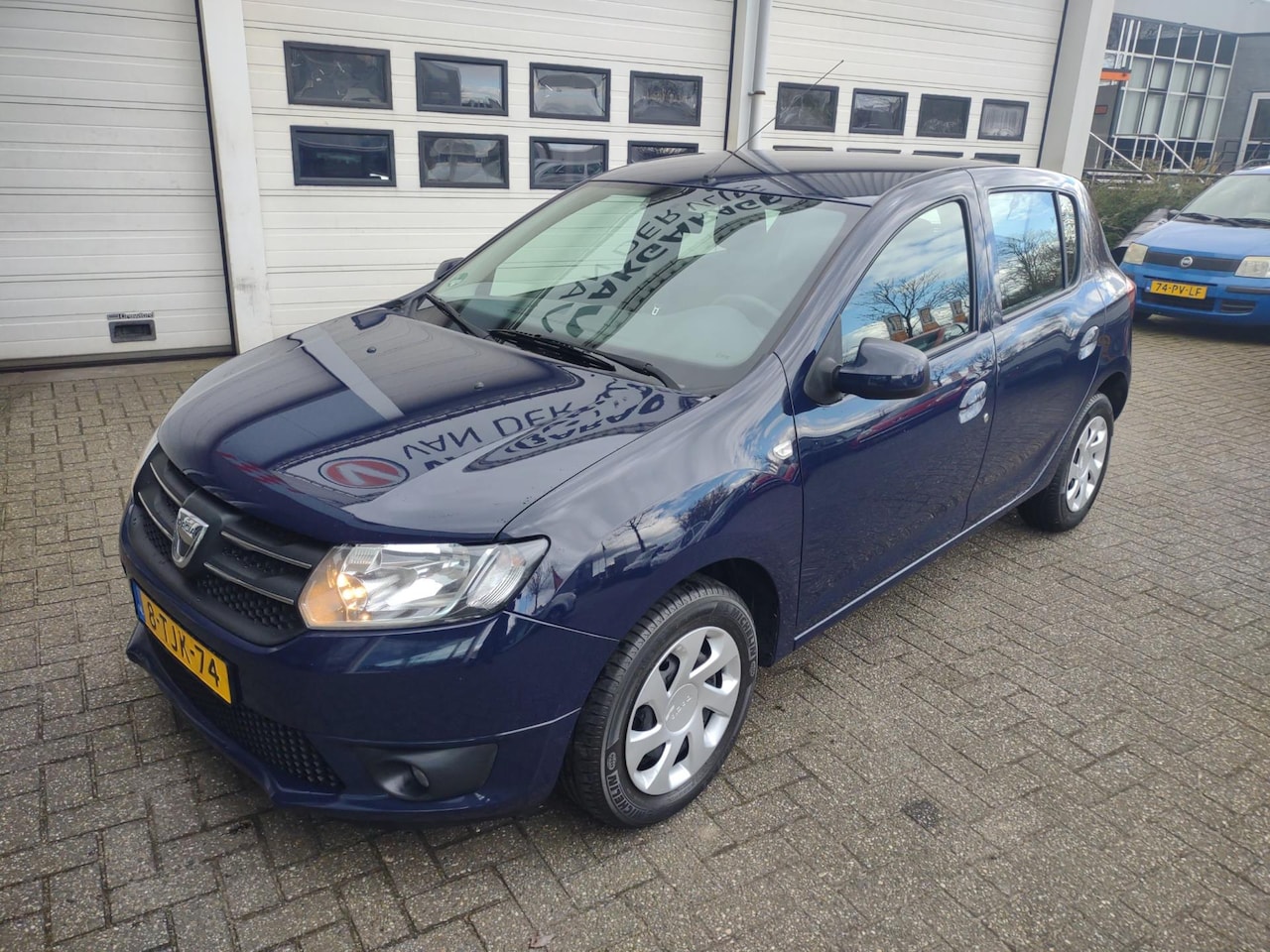 Dacia Sandero - 0.9 TCe Lauréate AIRCO, CRUISE, NAVI - AutoWereld.nl