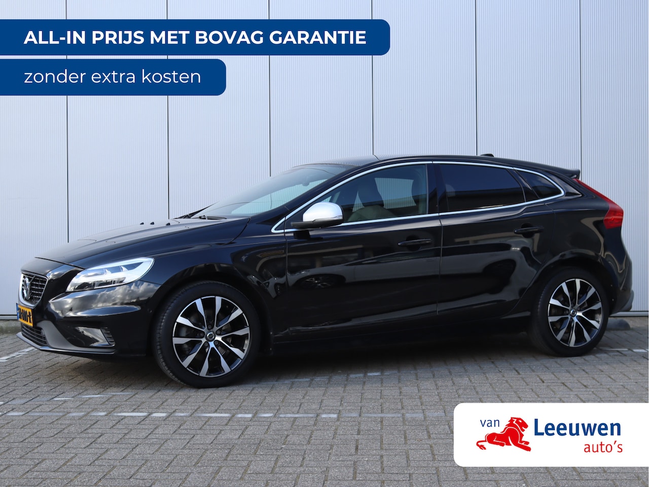 Volvo V40 - 2.0 T4 R-design | Trekhaak | Pano | Leder | Sfeerverlichting - AutoWereld.nl