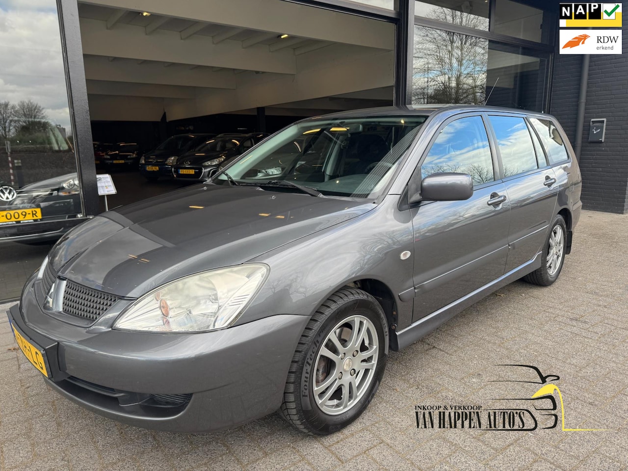 Mitsubishi Lancer Station Wagon - 1.6 Inform 1.6 Inform - AutoWereld.nl