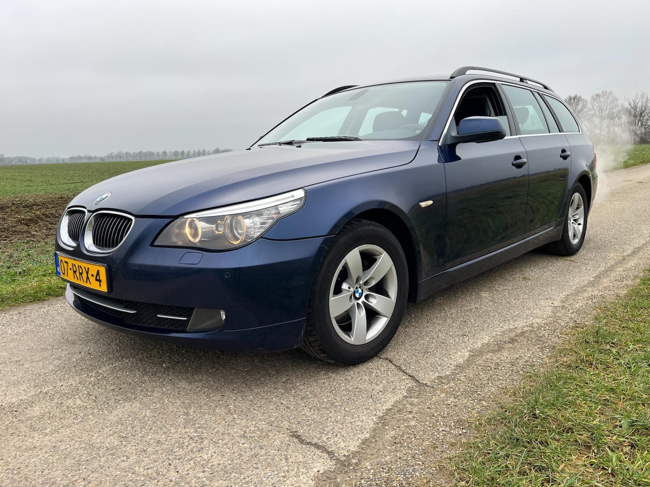 BMW 5-serie Touring - 523i Executive | leer| automaat| topper - AutoWereld.nl