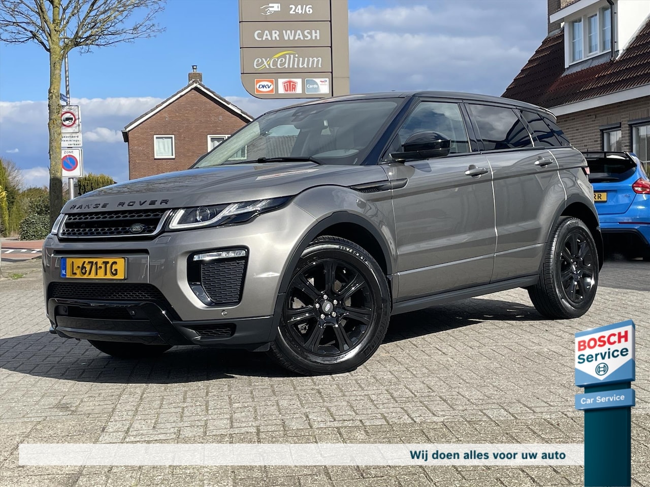 Land Rover Range Rover Evoque - 2.0 Si4 240pk 4WD / Leder / Navi / Camera / Stoelverwarming / Elektrische Stoelen / Lane A - AutoWereld.nl