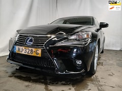 Lexus IS - 300h Business Line Pro SCHADEAUTO