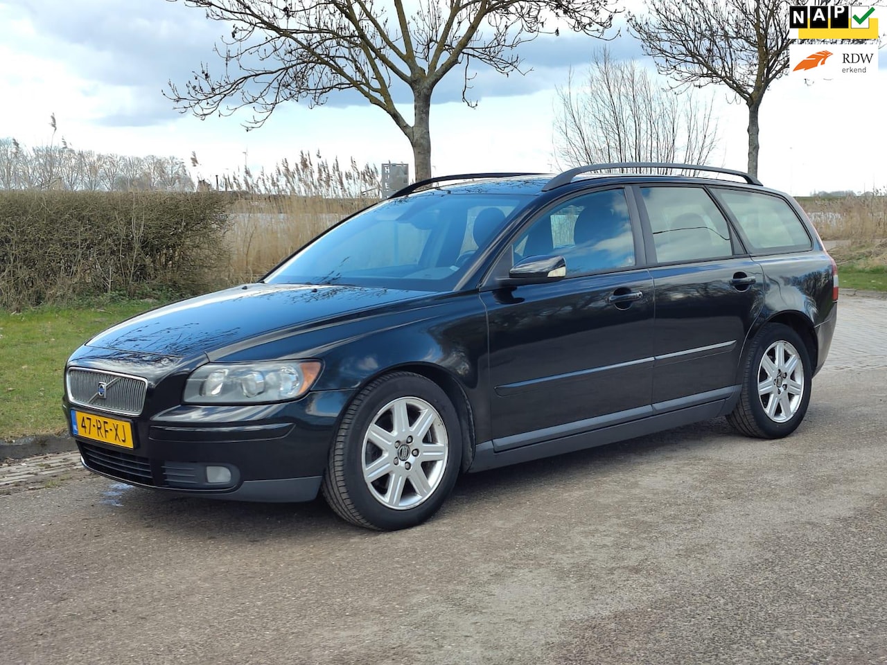 Volvo V50 - 2.4 Summum - NAP - APK tot 06-05-2026 - AutoWereld.nl