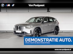 BMW iX1 - eDrive20 Essential Edition 67 kWh | Interieurcamera