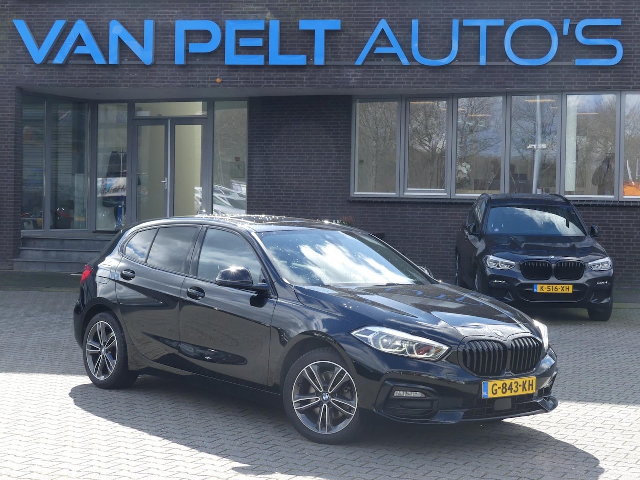 BMW 1-serie - 118iA Executive Edition / PANO / STOELVERW. - AutoWereld.nl