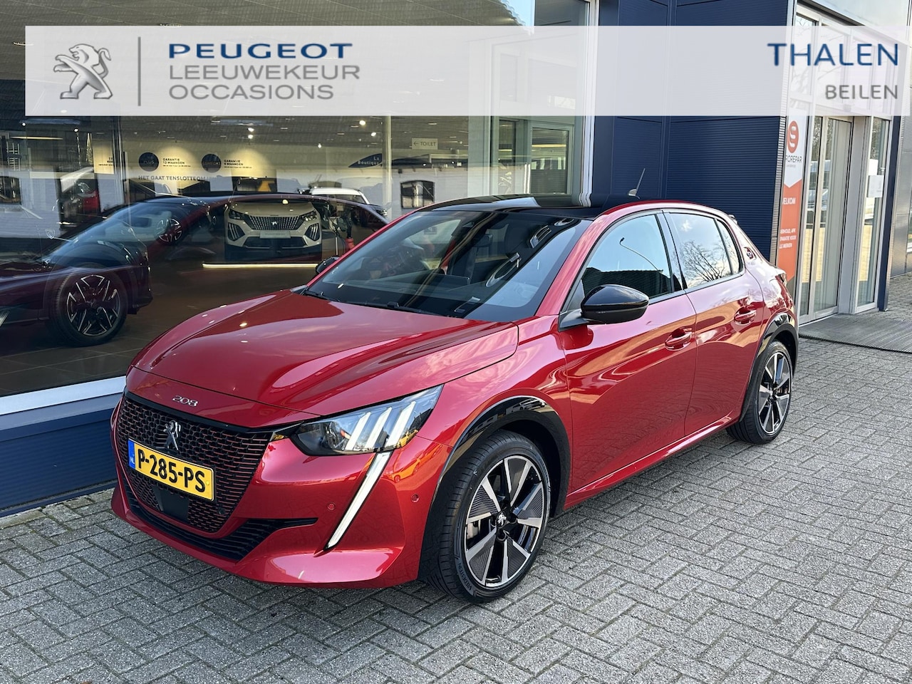 Peugeot 208 - GT EV | 3-Fasen | Stoelverwarming | Panoramadak | Full-led Koplampen | Navigatie | Apple C - AutoWereld.nl