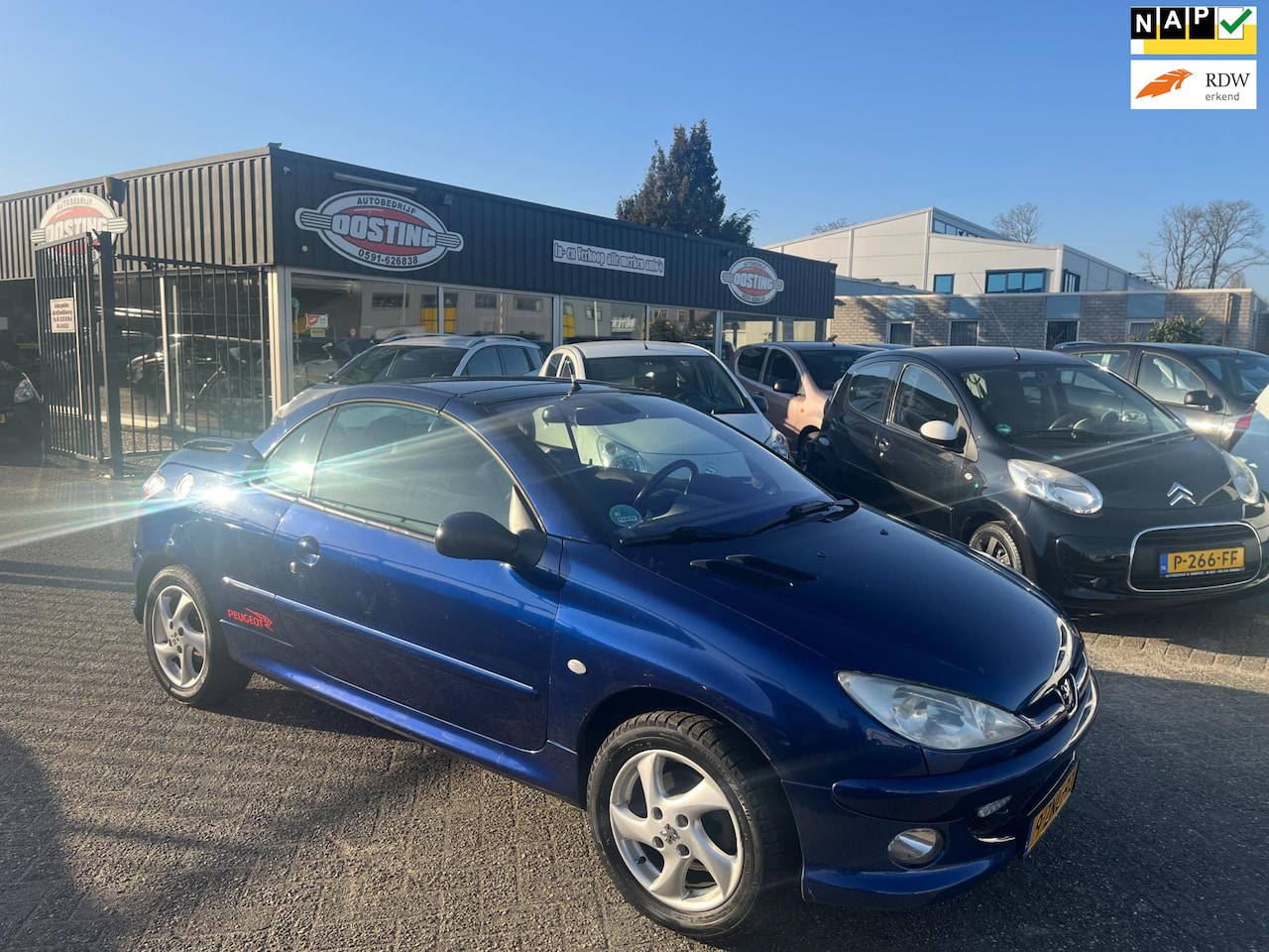 Peugeot 206 CC - 2.0-16V(st-bekr,leer-intrieur,clima,groot-scherm,bj05,1999,-) - AutoWereld.nl