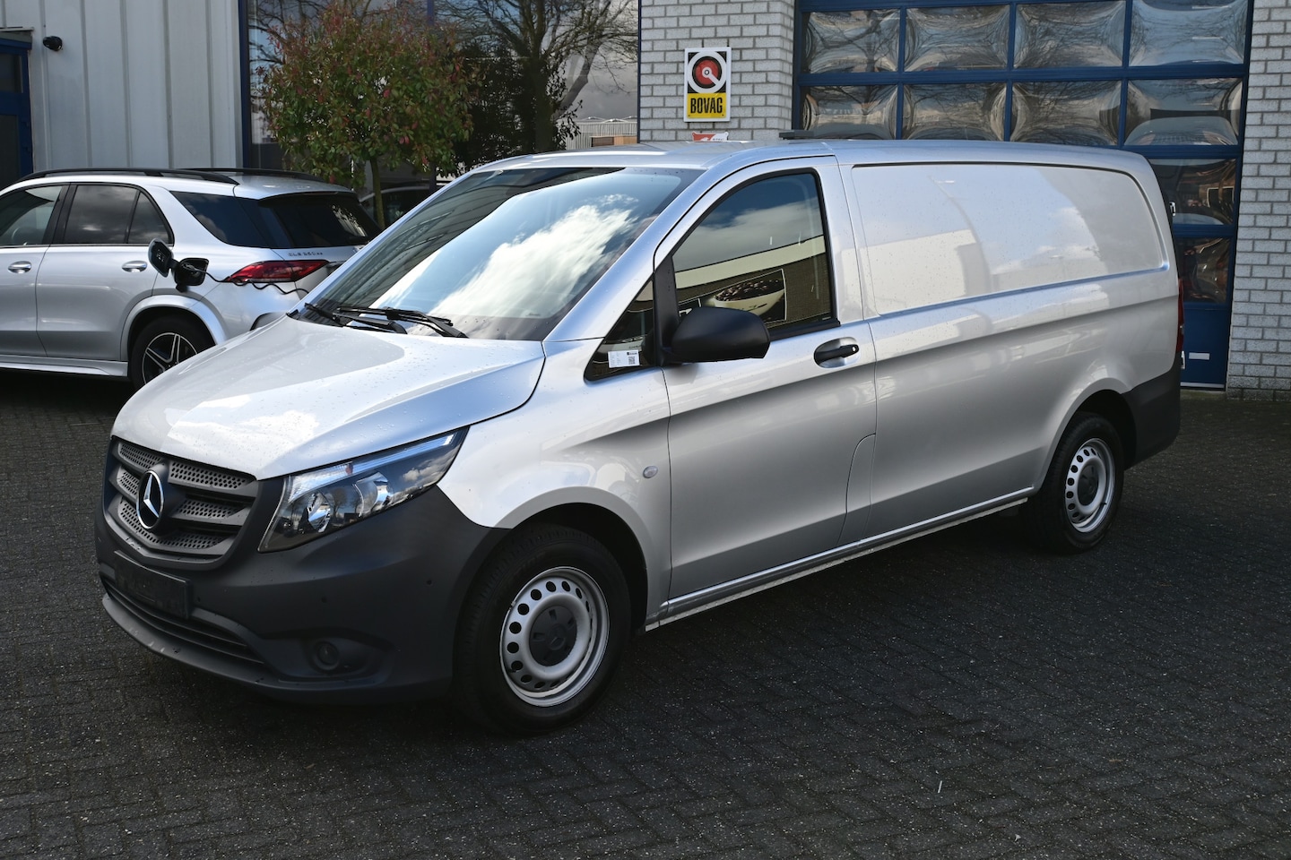 Mercedes-Benz Vito - 114 CDI L2 Bott werkplaatsinrichting, Navigatie met camera - AutoWereld.nl