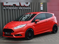 Ford Fiesta - 1.6 ST2 182 PK Navi/Camera/18'' inch/Cruise control