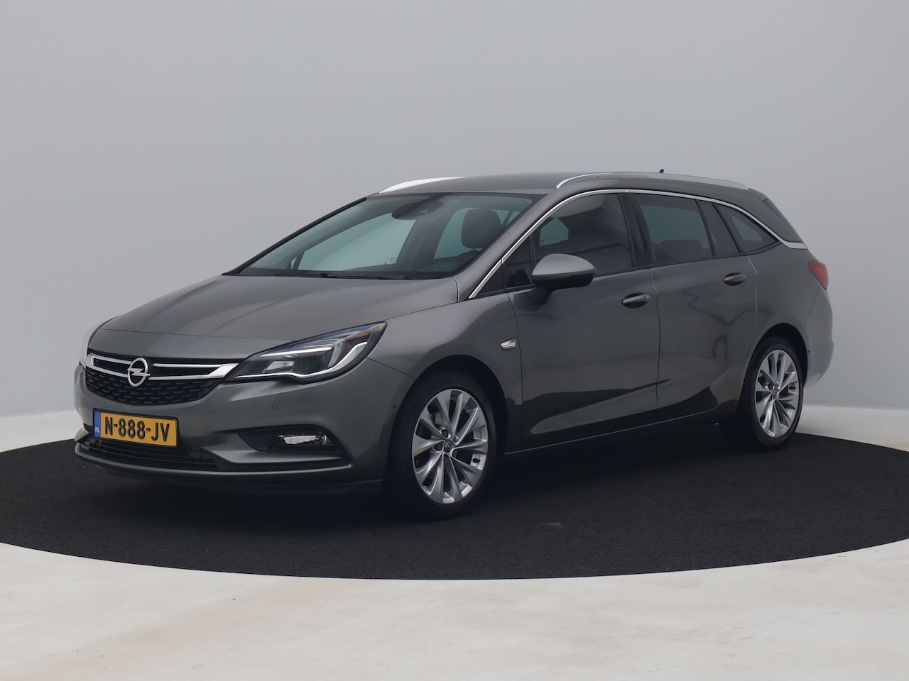 Opel Astra Sports Tourer - 1.4 Turbo Innovation | CAMERA | KEYLESS | STOEL- EN STUURVERW. | TREKHAAK - AutoWereld.nl