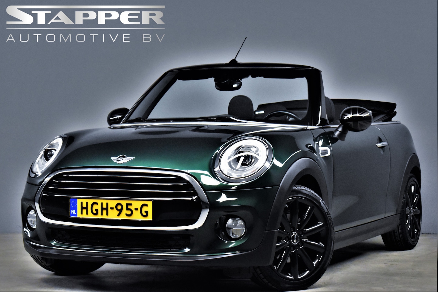 MINI Cabrio - Mini 1.5 136pk Cooper Chili Serious Business Keyless/Led/Sportstoelen/H.leer/Stoelverw./Cl - AutoWereld.nl