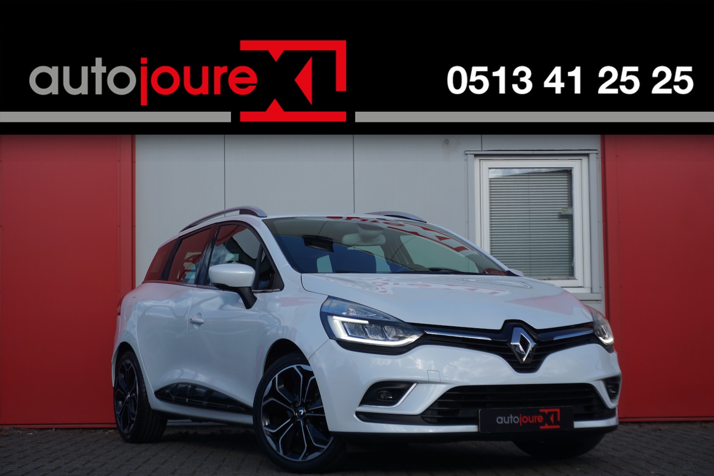 Renault Clio Estate - TCe 120 Intens | Automaat | Navigatie | Climate | Trekhaak | - AutoWereld.nl