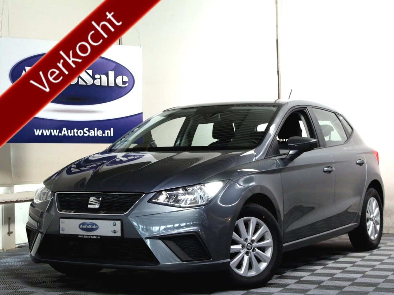 Seat Ibiza - 1.0 TSI Style 2eEIG CARPLAY NAV STOELVW PDC '17 - AutoWereld.nl