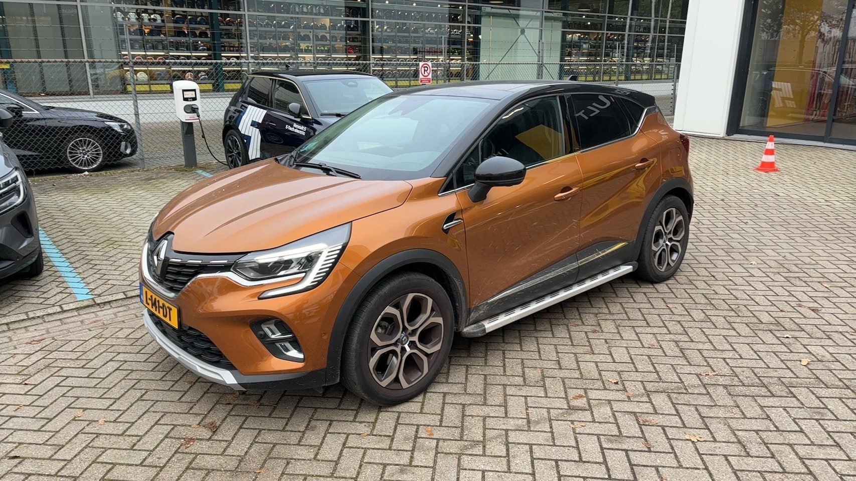 Renault Captur - 1.6 E-Tech Plug-in Hybrid 160 Business - AutoWereld.nl