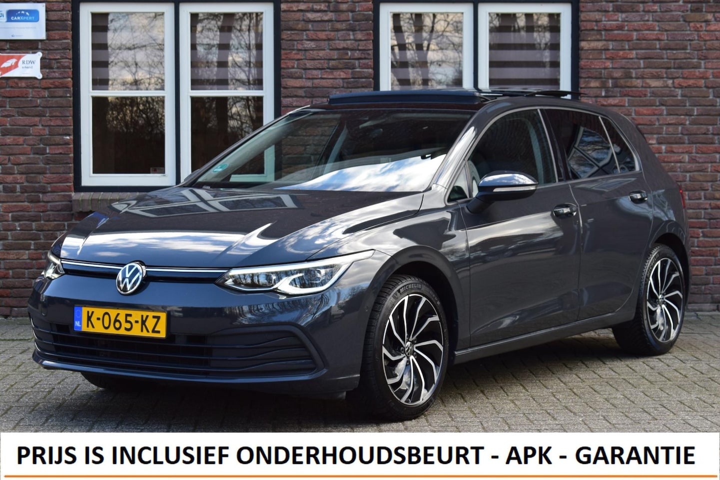 Volkswagen Golf - 1.0 TSI Life Trekhaak | Panoramadak | Virtueel cockpit - AutoWereld.nl