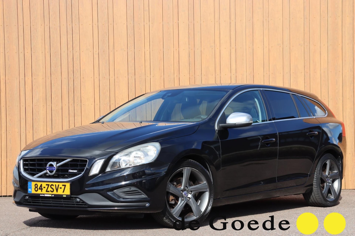 Volvo V60 - 1.6 T3 R-Design org-NL - AutoWereld.nl