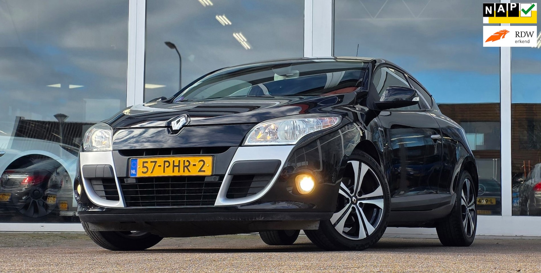 Renault Mégane Coupé - 1.4 TCe Bose Pano Leer Navi Clima Mooi! - AutoWereld.nl