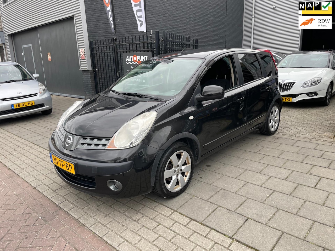 Nissan Note - 1.4 First Note 3e Eigenaar! Trekhaak Airco NAP APK - AutoWereld.nl