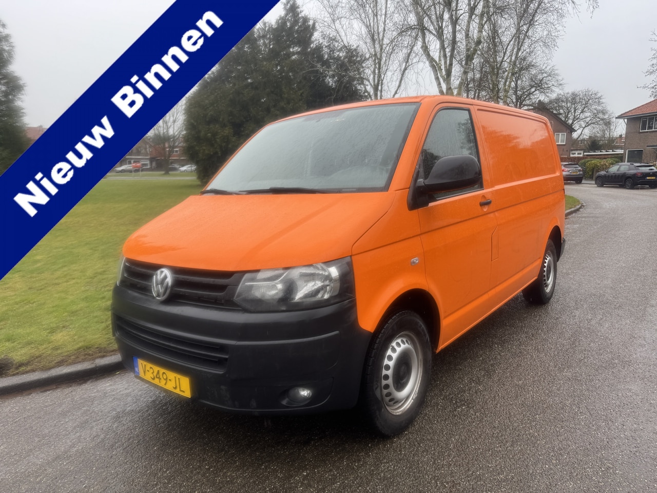 Volkswagen Transporter - 2.0 TDI L1H1 DC Trendline 140 pk nette bus - AutoWereld.nl