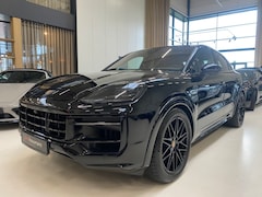 Porsche Cayenne Coupé - 3.0 E-Hybrid | SportDesign | Bijrijdersdisplay | Stoelventilatie | Trekhaak | Sportuitlaat