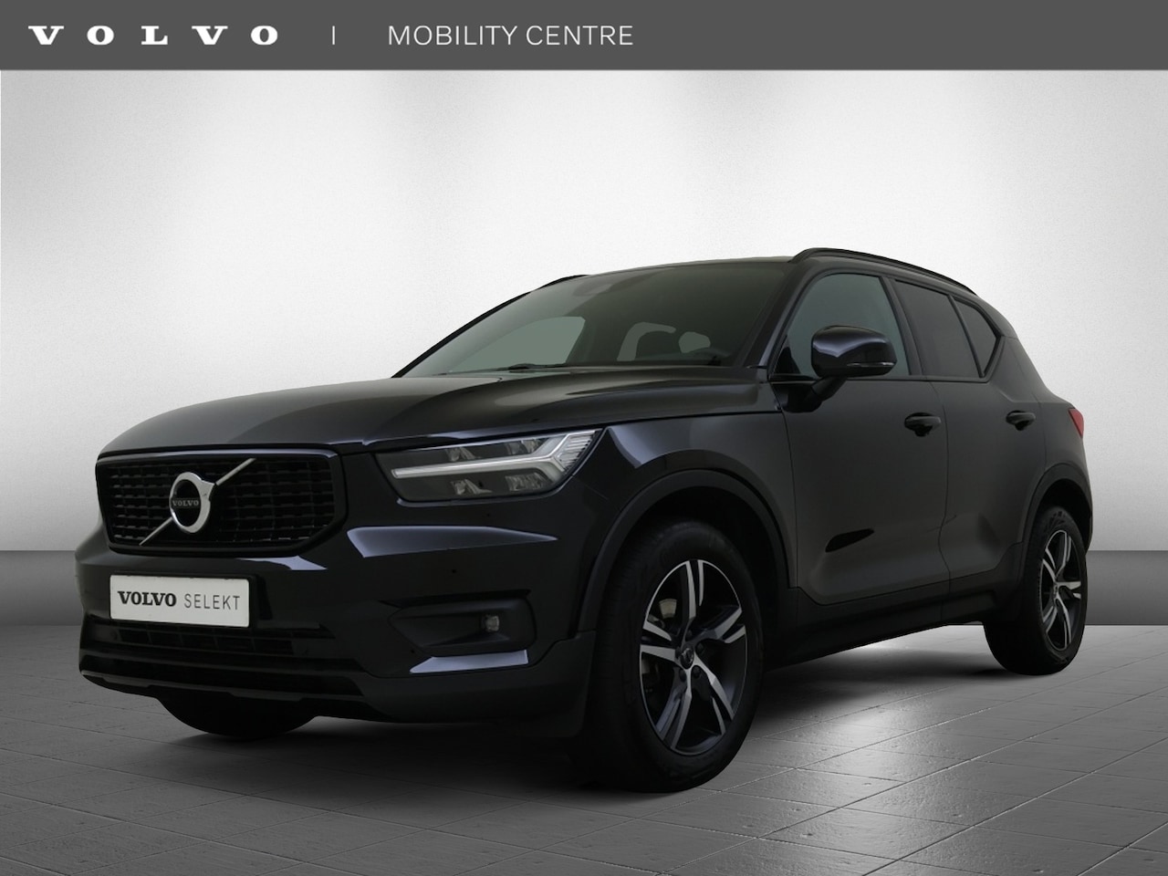 Volvo XC40 - T2 R-Design | Achteruitrijcamera | Getinte Ramen | - AutoWereld.nl