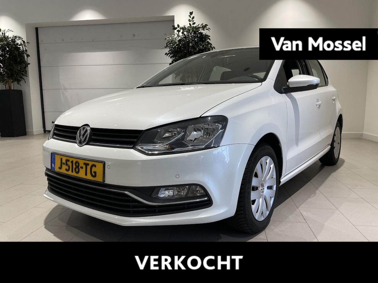 Volkswagen Polo - 1.2 TSI Highline | GERESERVEERD | Climate Control | Parkeersensoren | Bluetooth | Trekhaak - AutoWereld.nl