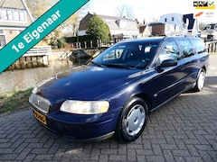 Volvo V70 - 2.4i 5-Cil.140pk LPG G3 Airco Cruise Trekhaak 16 jaar in bezit vorige eigenaar