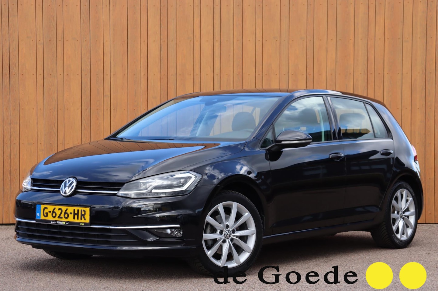 Volkswagen Golf - 1.5 TSI Highline org-NL digi-dashboard trekhaak - AutoWereld.nl