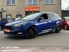 Ford Focus Wagon - 2.0 ST 250Pk Navi Camera Xenon Leder Recaro Sport Interieur Climate Cruise Ctr Keyless Go