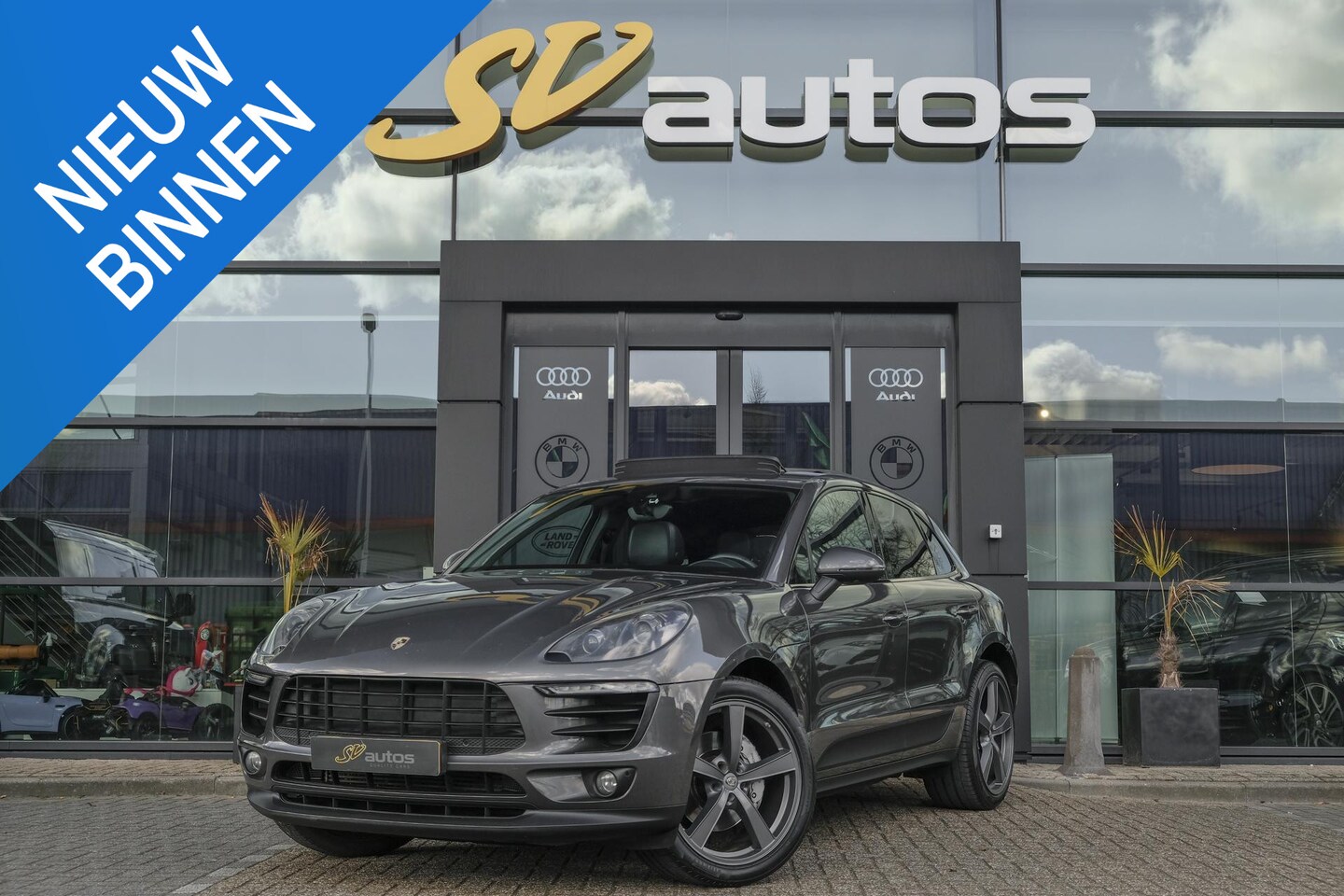 Porsche Macan - S 3.0 D 258pk Panoramadak Bose Luchtvering Sport chrono Sportuitlaat Lane assist 20" LMV - AutoWereld.nl