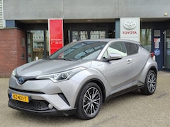 Toyota C-HR - 1.8 Hybrid FIRST EDITION TREKHAAK JBL-AUDIO 18' LM-VELGEN PARK-SENSOREN KEYLESS CAMERA BLU