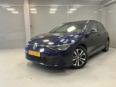 Volkswagen Golf - United 1.5 TSi | Navigatie | LED | Stoelverwarming |