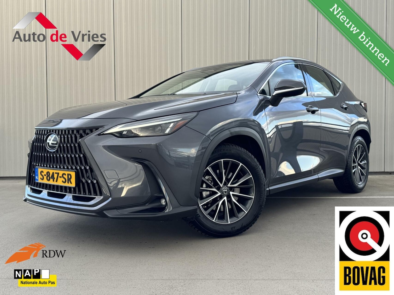 Lexus NX - 350h Comfort Line|NL-Auto|Dealeronderhouden - AutoWereld.nl