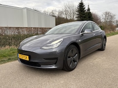 Tesla Model 3 - Standard RWD Plus 60 kWh / LEER / PANORAMADAK / AUTOPILOT / 131DKM NAP / INCL BTW