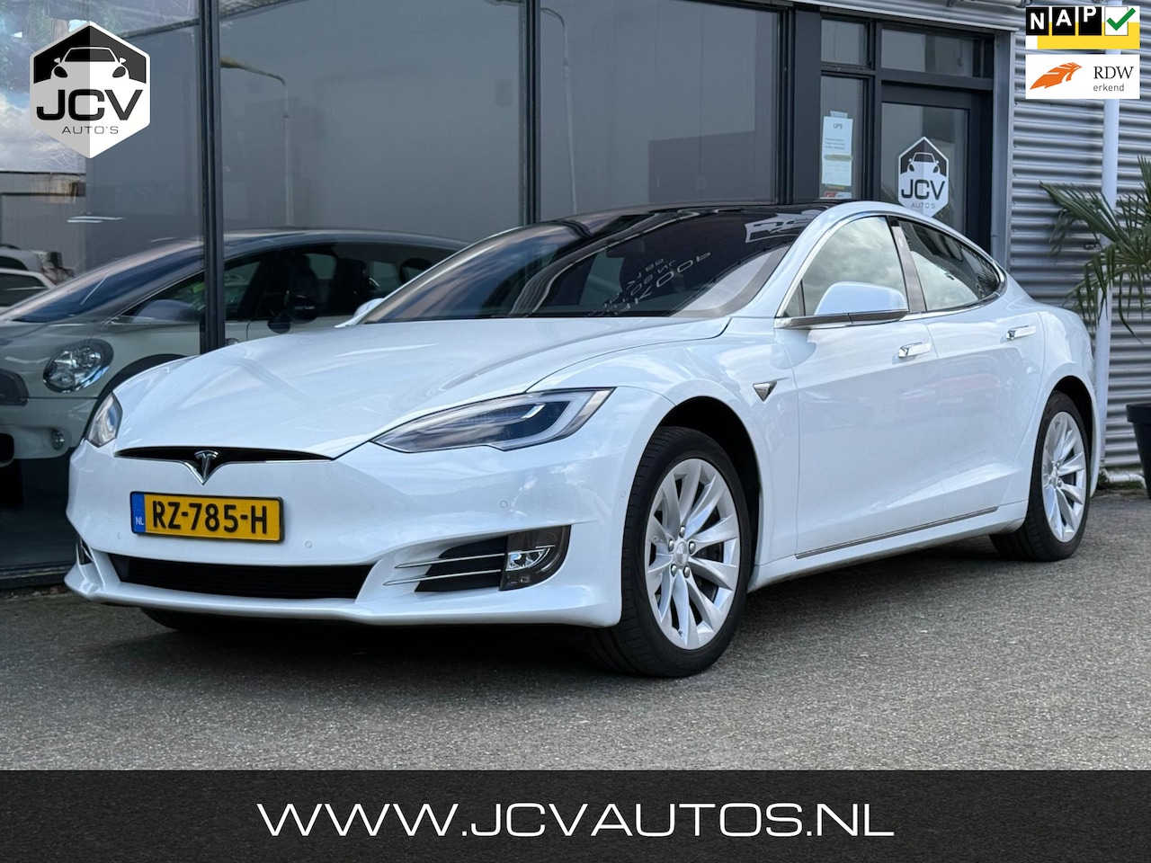 Tesla Model S - 75D Base 75D Base - AutoWereld.nl