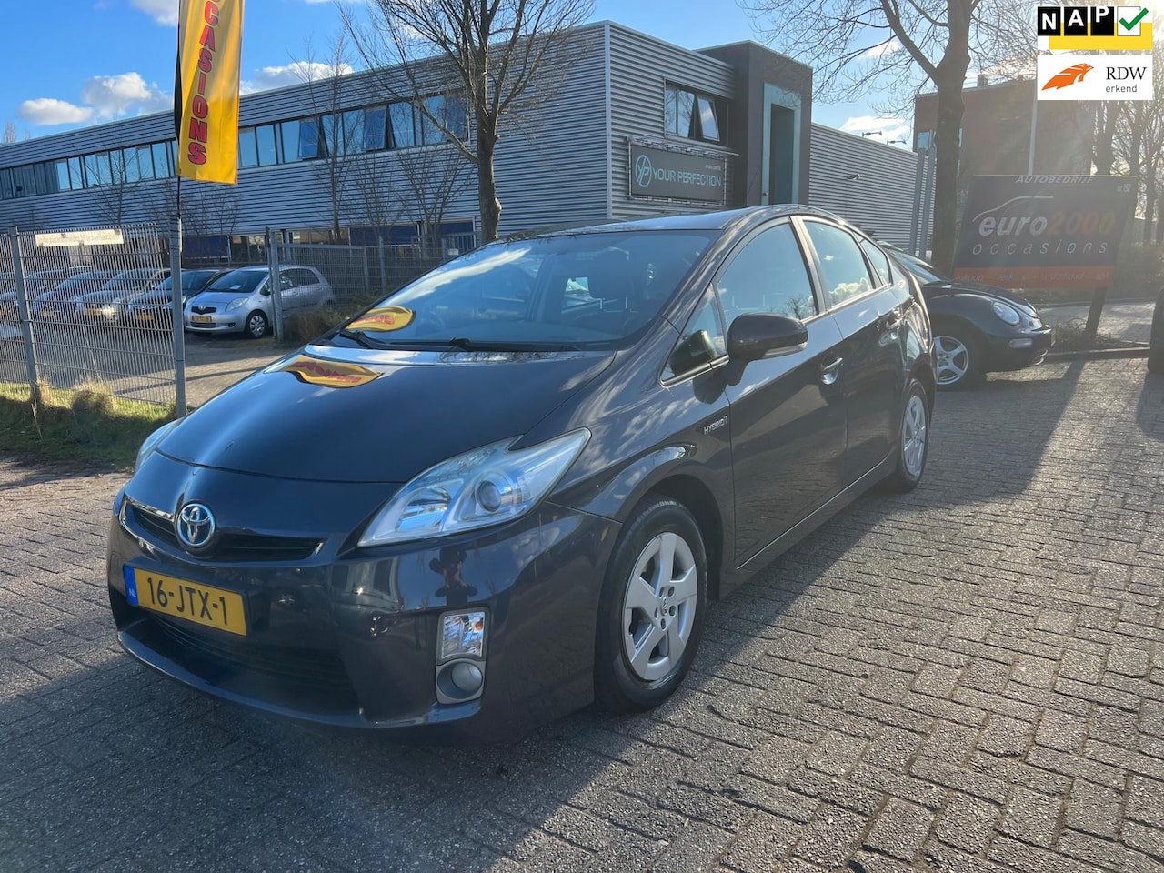 Toyota Prius - 1.8 Comfort - Head Up - Nette staat - Trekhaak - AutoWereld.nl