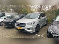 Ford Kuga - 1.5 EcoBoost ST Line 150pk | Trekhaak | Keyless | Winter Pack