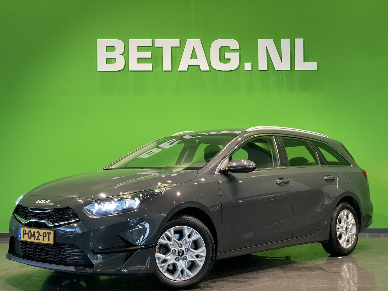 Kia Cee'd Sportswagon - Ceed DynamicLine | Carplay | DAB | LED - AutoWereld.nl