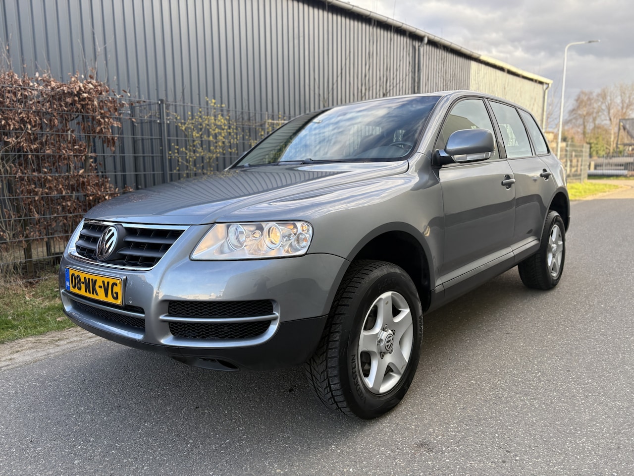 Volkswagen Touareg - 3.2 V6 / AUTOMAAT / AIRCO ECC / CRUISE - AutoWereld.nl