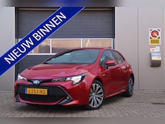 Toyota Corolla - 1.8 Hybrid Business Plus, Navigatie, Camera, 17 inch lm velgen