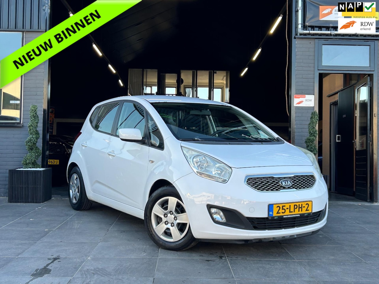 Kia Venga - 1.4 CVVT X-tra|Airco|Cruise|PDC|Trekhaak|NAP|APK| - AutoWereld.nl